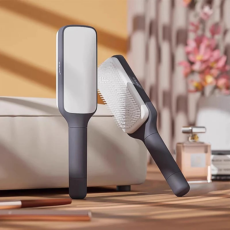 SpinnyBrush™ Self Cleaning Hair Brush